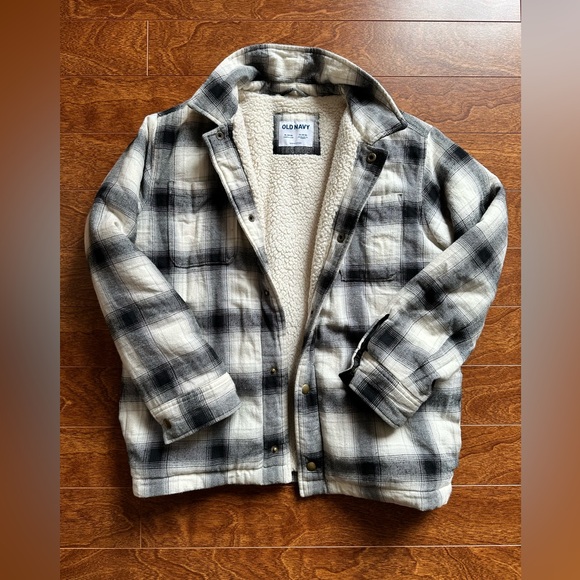 Old Navy plaid Jacket with Sherpa lining - Picture 1 of 2